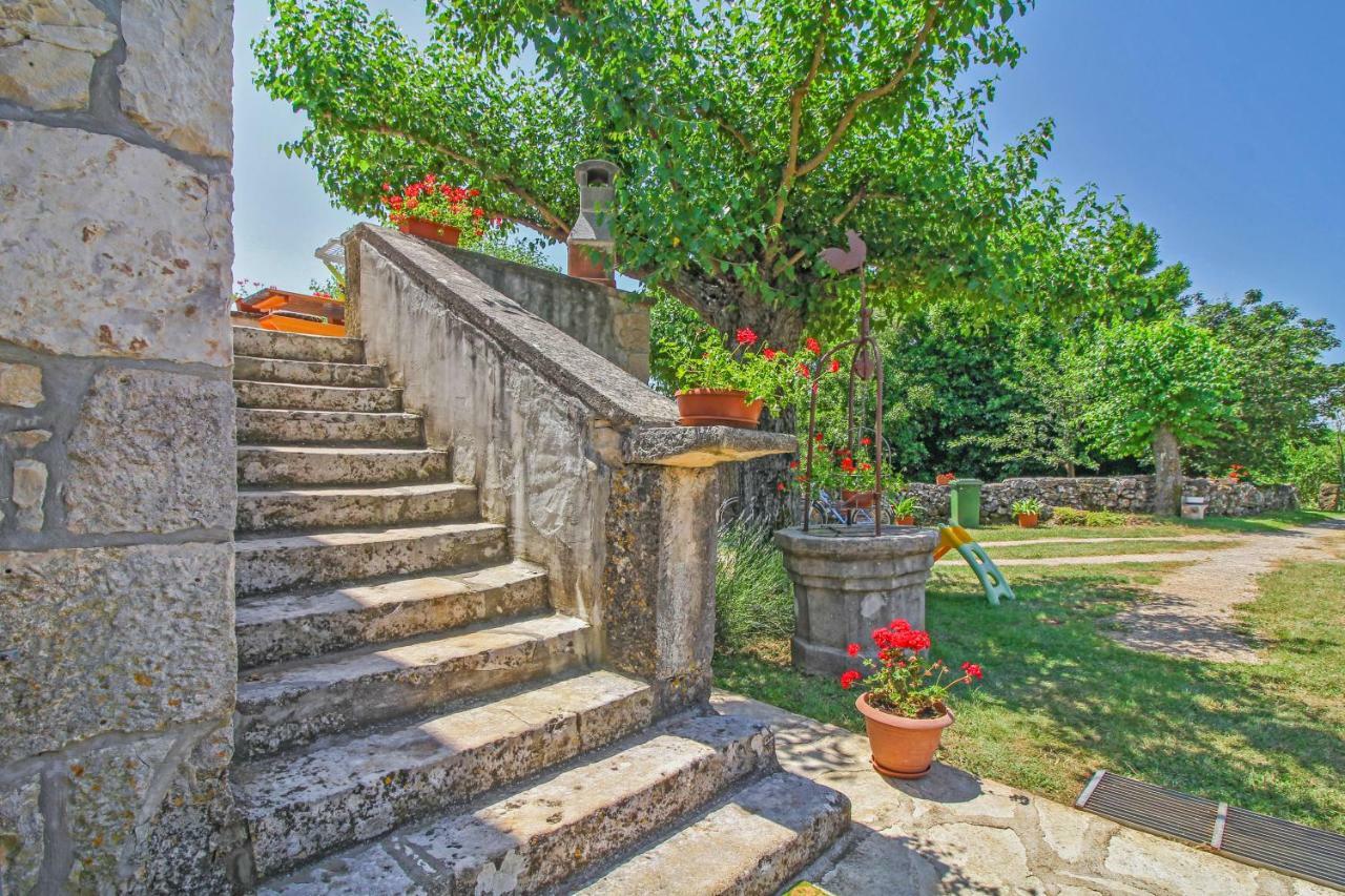 Villa Erika in Šumber  Nedeščina Exterior foto